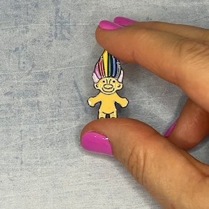 80s 90s child vintage throw back retro lapel pin enamel badge troll doll toy spiked hair backing card stocking filler present gift memories