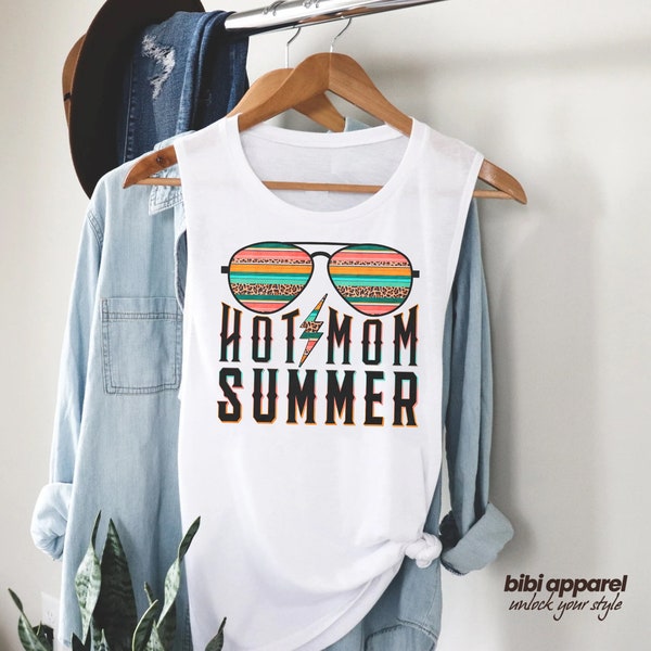 Hot Mom Summer, Funny Mom Shirt, Hot Mama, Momma Woman's Novelty Tank Top T-Shirt