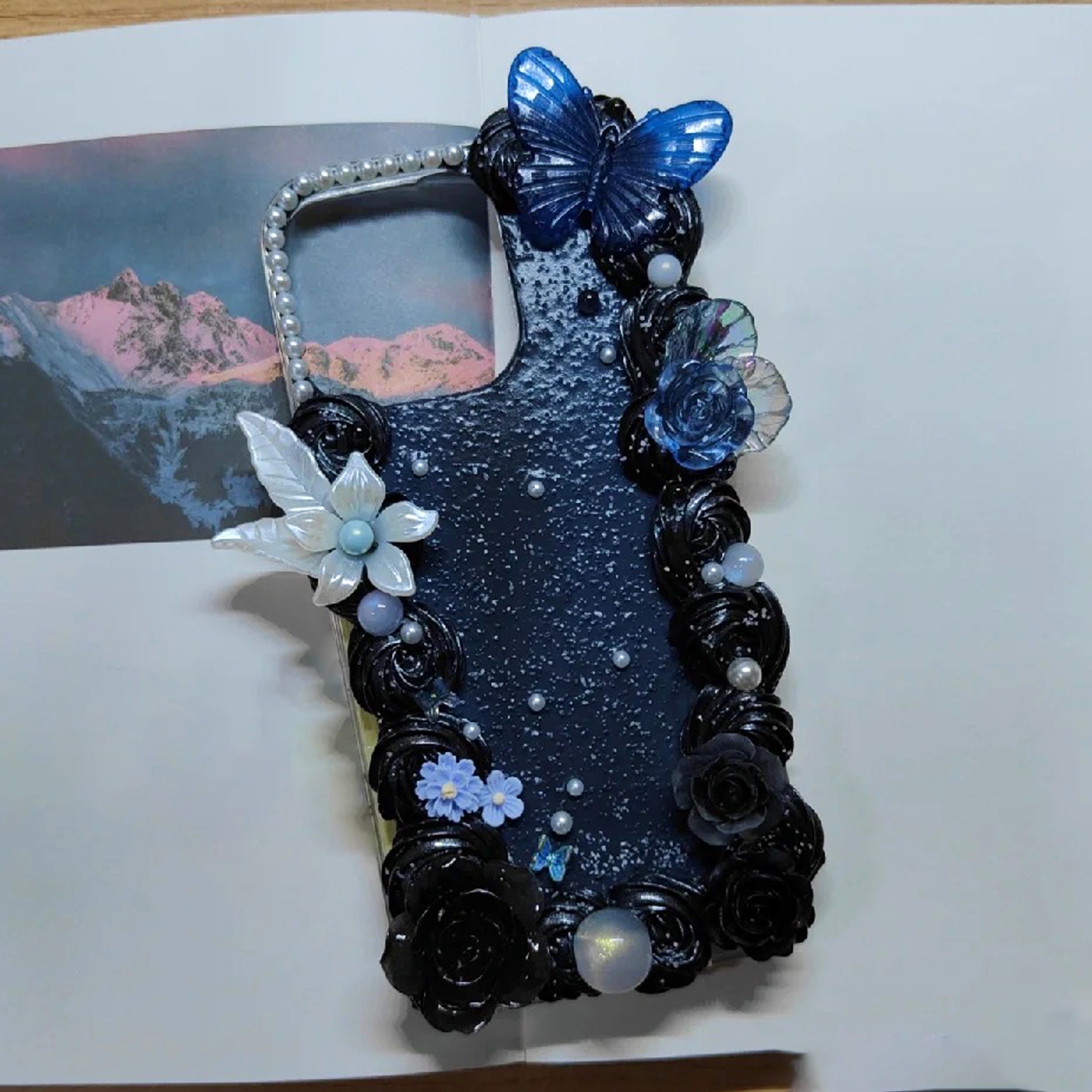 DIESEL Black Oxidized Biscotto Case - メルカリ
