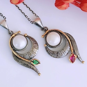 Colgante de perlas hecho a mano, collar de media luna de plata de ley 925, joyería floral bicolor