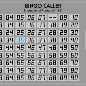 Pu&ograve; includere: Un'interfaccia digitale Bingo Caller su sfondo grigio con una griglia di numeri da 1 a 90. Il display mostra il testo BINGO CALLER, International Format (#1-90), Game Select, NEW GAME, Call Number 35 e 86 Balls Remaining In Hopper.
