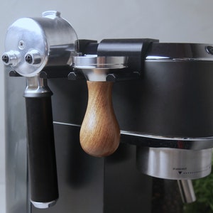 Portafilter holder for De&#39;Longhi Dedica portafilter machine | Magnetic holder for portafilter or espresso tamper