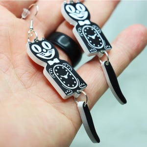 Cat Clock Earrings/Acrylic Earrings/Laser Cut earrings