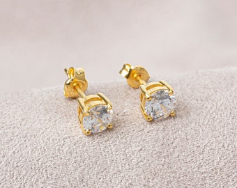 Round White Topaz Earrings 14K Solid Gold, Birthstone, Elegant Earrings, Perfect Gift for Mother's Day - Girlfriend - Wife