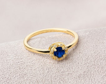 Minimalist Round Sapphire Ring 14K Solid Gold, Round Ring With Real Diamonds, Perfect Gift for Mother's Day - Girlfriend - Wife