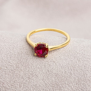Round Ruby 14K Solid Gold Ring, July Birthstone Jewelery, Perfect Gift for Mother&#39;s Day - Girlfriend - Wife, Christmas Gift