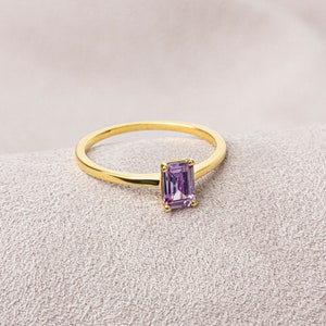 Rectangle Alexandrite Ring 14K Solid Gold, June Birthstone Real Gold Ring, Perfect Gift for Mother's Day - Girlfriend - Wife