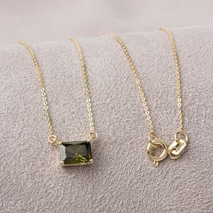 Horizontal Peridot Necklace 14K Solid Gold, August Birthstone Rectangle Double Link Chain