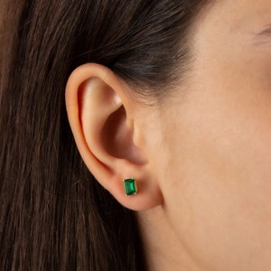 Rectangle Emerald Earring, 14K Solid Gold Earring, Birthstone, Perfect Gift for Mother's Day Girlfriend Wife image 2