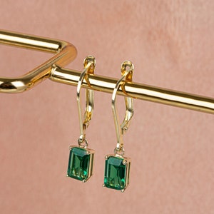 Dangle Rectangle Emerald Earring, 14K Solid Gold Birthstone Emerald Earring, Perfect Gift for Mother's Day - Girlfriend - Wife