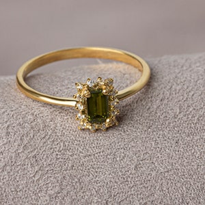 14K Gold Peridot Diamond Ring - Rectangular Cut Birthstone, Elegant Gift for Birthday, Mother's Day or Anniversary, Woman Jewelry