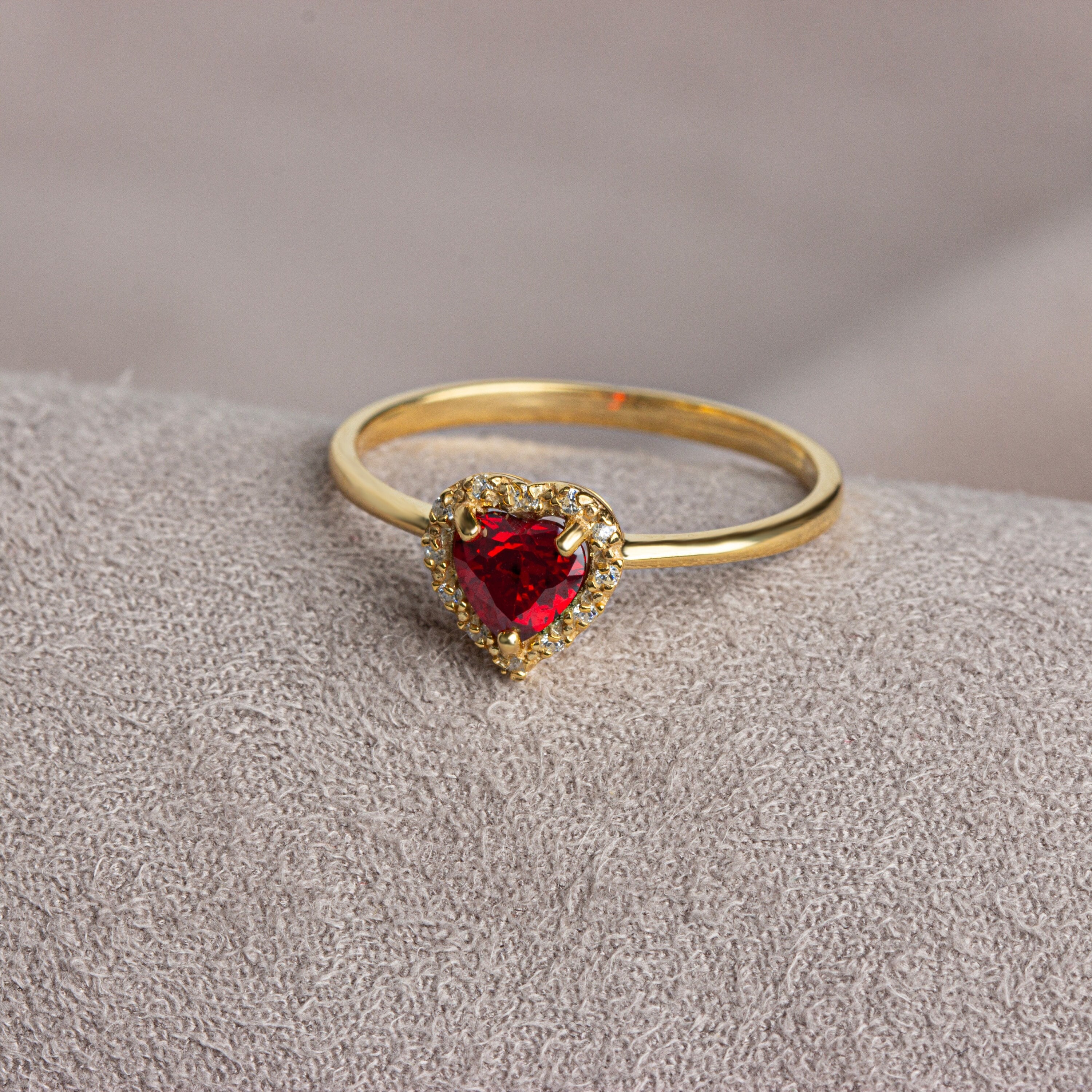 Real Diamond Heart Garnet Ring 14K Solid Gold, Birthstone Ring, Perfect Gift for Mother's Day - Girlfriend - Wife
