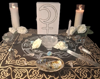 SELENE Altar.  EVERYTHING you need!!!