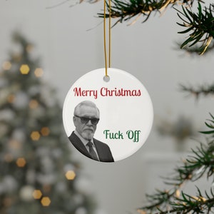 Adorno navideño de cerámica de Logan Roy