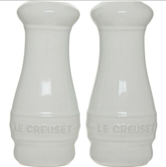 Spytte ud tjære Ru Le Creuset Stoneware Salt and Pepper Shakers COTTON WHITE - Etsy