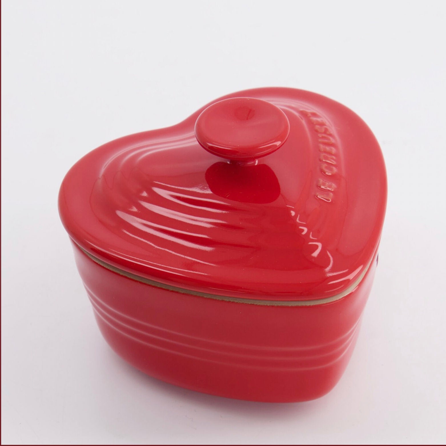 Le Creuset Red Heart Shaped Stoneware Ramekin With Lid lupon.gov.ph