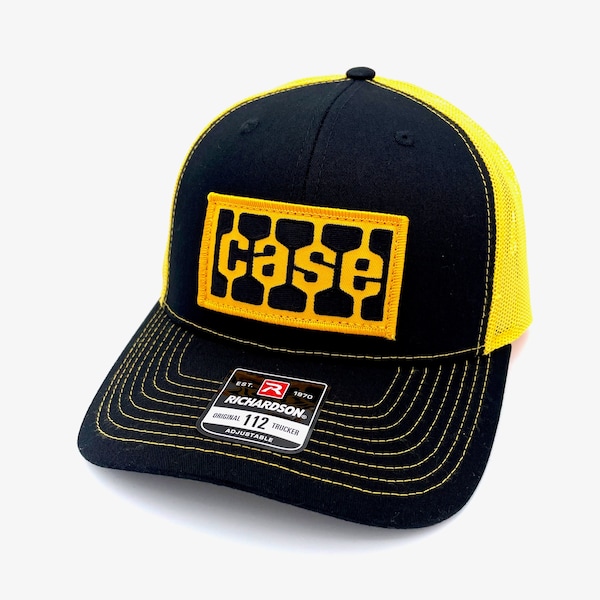 Cappello con logo International Harvester IH, nero con dettagli rossi - Italia