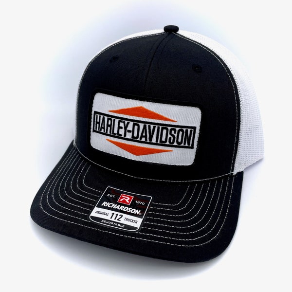 Vintage Harley Davidson Motorcycles Retro Patch + Richardson 112 Black & White Trucker Cap