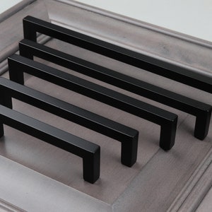 GlideRite Square Bar Pull Matte Black Collection