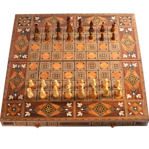 Ensemble d’échecs en Bois de 20" et Set de Backgammon Incrustation de Main de Plateau Fait à la Main avec nacres Plateau Cadeau d’échecs