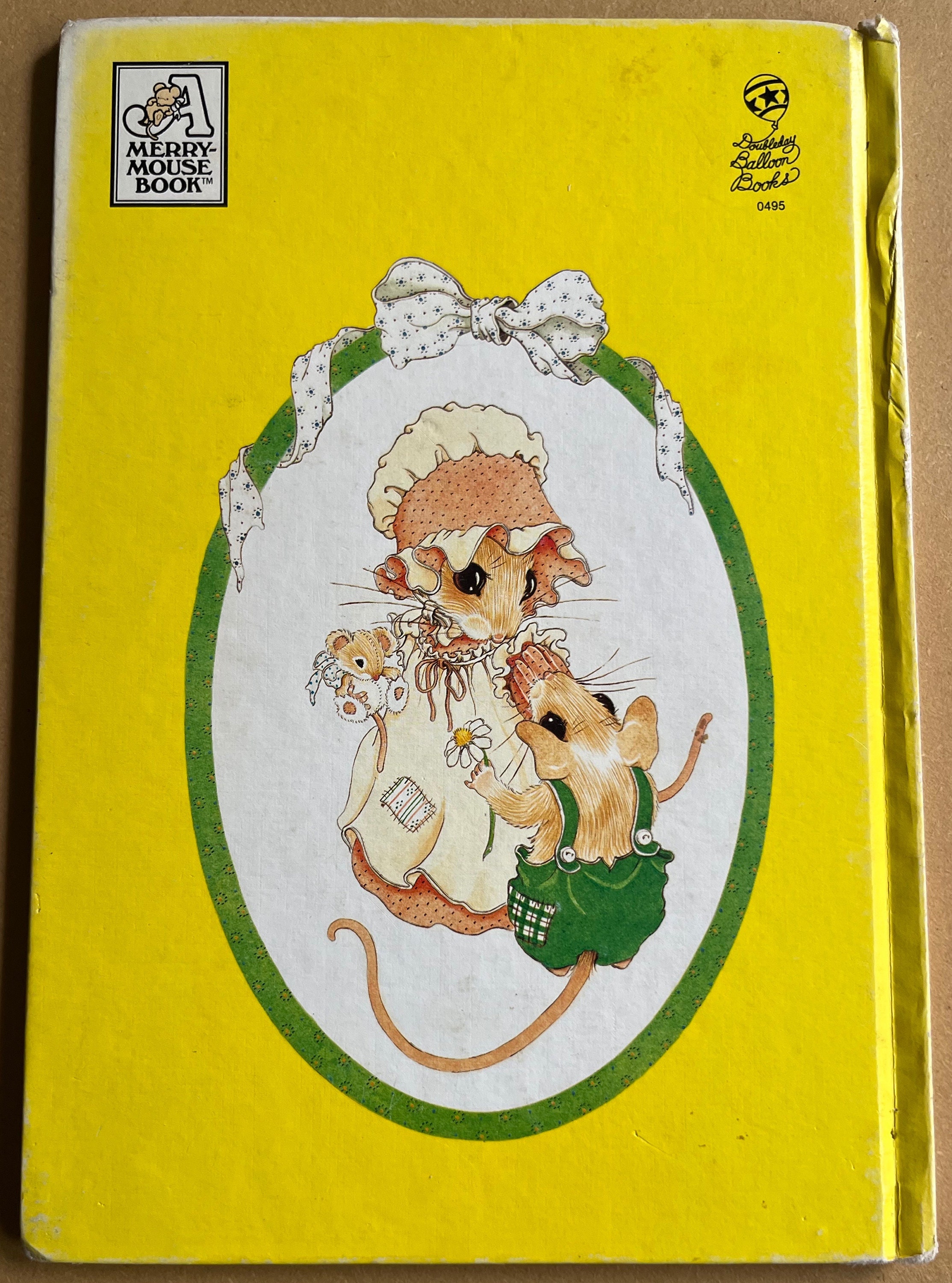 The merry-mouse schoolhouse: Hillman, Priscilla