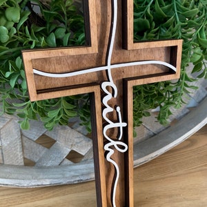Layered Wooden Cross – “Faith” or “Freedom” Script | Christian Wall Decor | Rustic 3D Cross Sign | Religious Home Decor