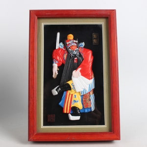 Hand-painted lacquer mask of Zhong Kui statue