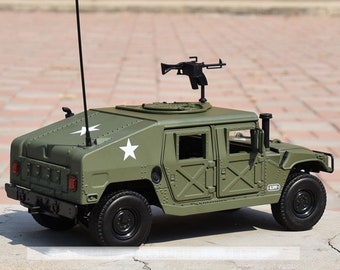 Diecast Caldiway Hummer Field Off-road Vehicle Alloy Model 1:18 Scale Toy Gift Collection