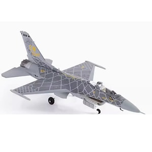 Die cast American F-16C Fighter jet Alloy Plastic Model 1:144 Scale Toy Gift Collection Simulation Display Decoration