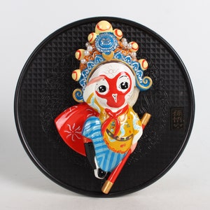 Hand-painted lacquer mask of Sun Wu Kong statue