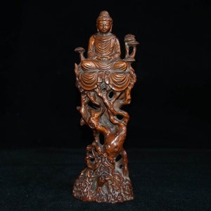 Eine volkstümliche Sammlung handgeschnitzter Buchsbaum Buddha Statuen