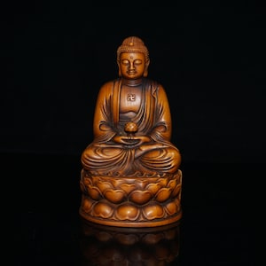 Eine volkstümliche Sammlung handgeschnitzter Buchsbaum Buddha Statuen