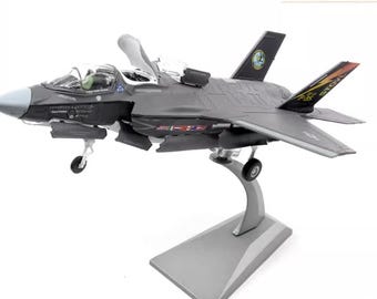 1/72 US Marine Corps F-35B Lightning II Fighter BF-01 Finished Aircraft Model