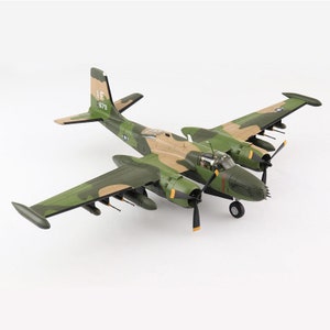 Die cast B-26K Fighter jet Alloy Plastic Model 1:72 Scale Toy Gift Collection Simulation Display Decoration Men&#39;s Gifts