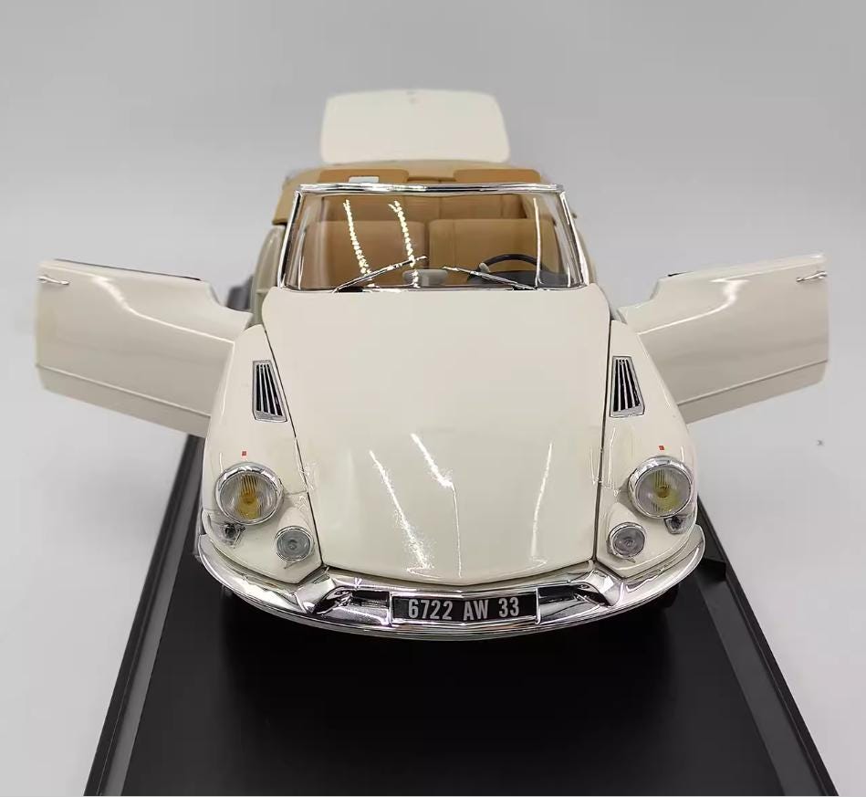 NOREV 1:18 Citroen DS 19 Cabriolet Convertible White Alloy Car