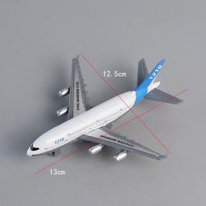 Die cast famous airline aircraft alloy plastic model toy gift collection simulation display decoration