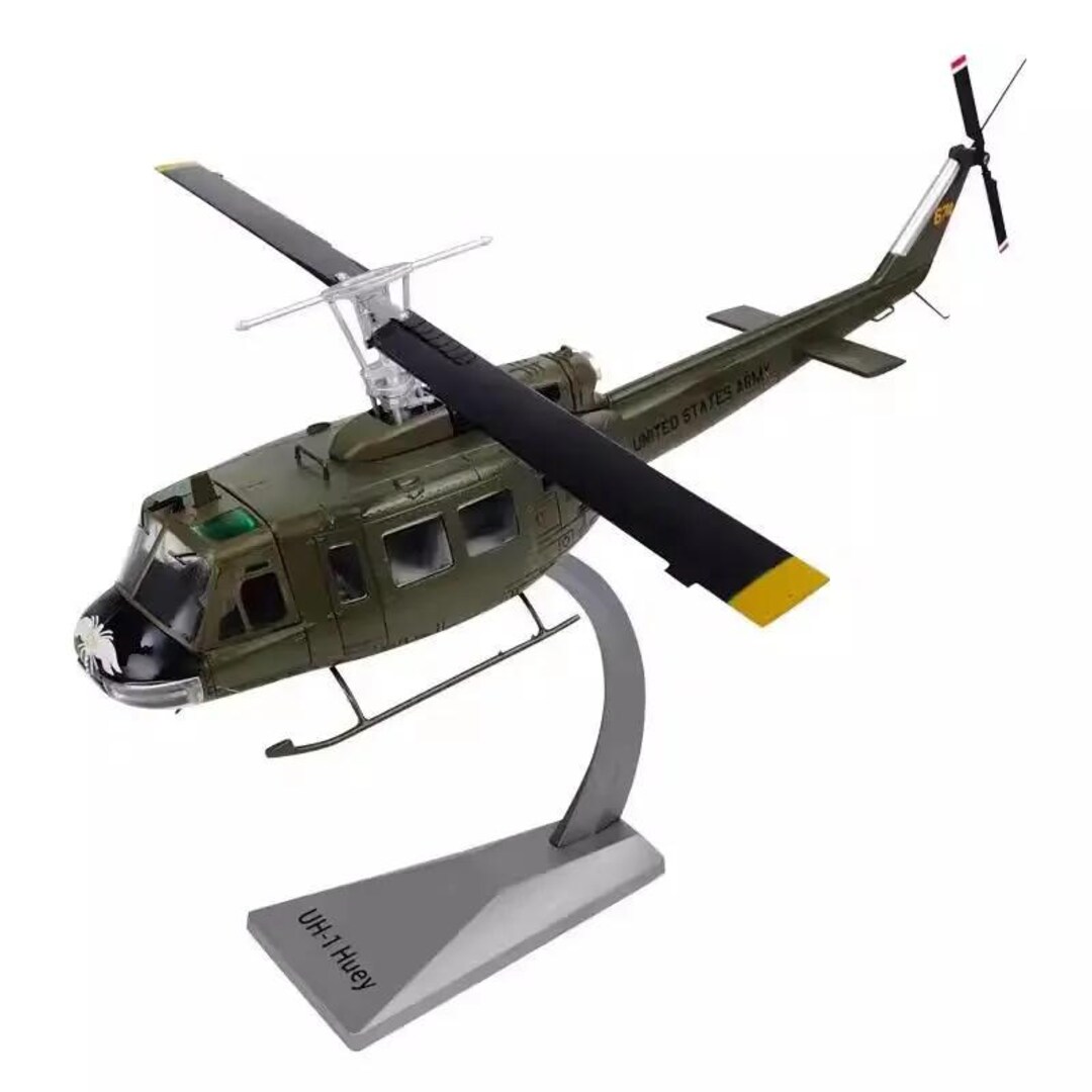 米軍放出品　米軍　UH−1 操縦桿　ヒューイ　送料無料 Amazon.co.jp: 1/72スケール軍事UH-1Hヒューイヘリコプター米軍合金 その他