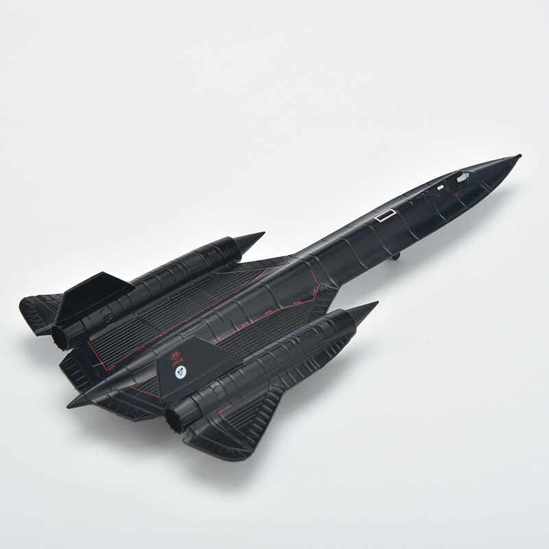 ダイキャスト製 1:200スケール 合金製 ブラックバード SR-71 超音速