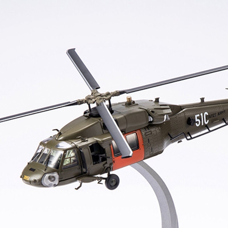 UH-60 Black Hawk NATO Utility Military Helicopter 1/72 Scale Diecast A – old boy hobby UH-60 Black Hawk NATO Utility Military Helicopter 1/72 Scale Diecast A – old boy hobby