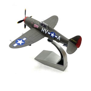 CDC Armour P-47 Thunderbolt US Air Force WW2 1:100 Scale Diecast