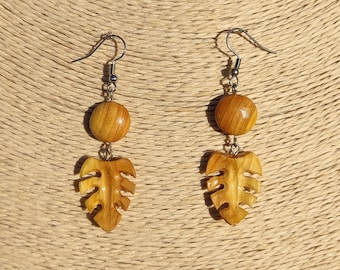 Pendientes de madera-Tallados a mano-Eco Friendly-Pendientes de talla de madera para pendientes de su declaración-Orgánico-Natural-Uno de un Tipo-Único-Único