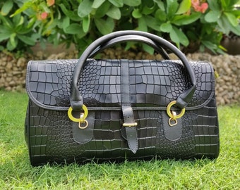 Crocodile Embossed Leather Handbag | travel bag |ladies bag |fashion bag |3d crocodile print leather bag | crocodile textured bag