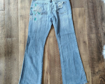 VTG Y2K Festival gestickte Blumen Hippie Hippie Cottagecore Flare Jeans / 395