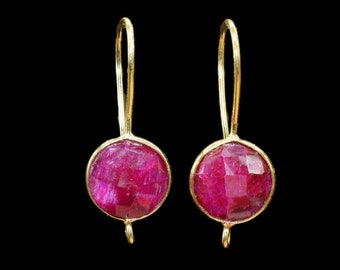 Natural Ruby 10mm Round Shape Component Earring,Ruby Earring post studs Jewelry,Ruby Gemstone Rim Earring Connector,Handmade Jewelry,Gift