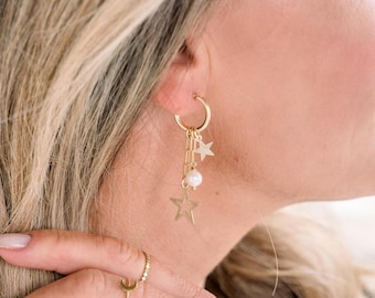 Pendientes celestiales de oro, pendientes de estrella rellenos de oro, pendientes colgantes de luna y estrella, pendientes de aro star huggie, aros de encanto de estrella, regalo para ella