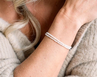 Tiny Pearl Bracelet, Dainty Real Pearl Bracelet, Seed Pearl Bracelet, Freshwater Pearl Bracelet, Jewelry Gift for Her, June Birthstone Gift