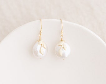 14k Gold Filled Leaf Earrings With Pearl Drop, Gold Leaf Pearl Earrings, Wedding Earrings for Brides, Handmade Pearl Earrings, Gift for Her