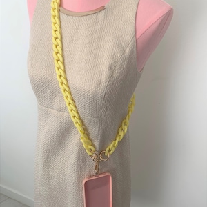 Matte citroengele dikke mesh telefoonketting - telefoonkoord/-riem, cadeau