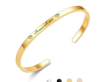 Women's Bangle Bracelet Personalized with message "Mom we love you" Gold Color, Mother's Day Gift