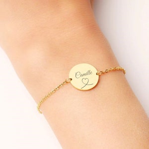 Bracelet médaille personnalisé à graver avec chaîne fine acier inoxydable, Bracelet nom, Cadeau femme, Cadeau maman, Cadeau Saint Valentin image 1